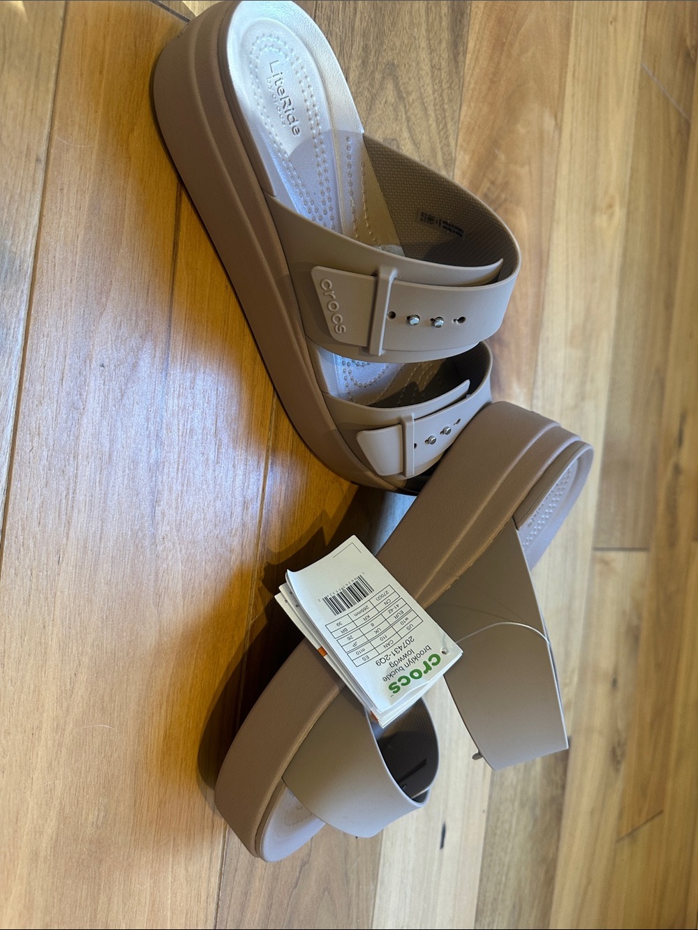 CROCS women Platform Sandal - Taupe Brown